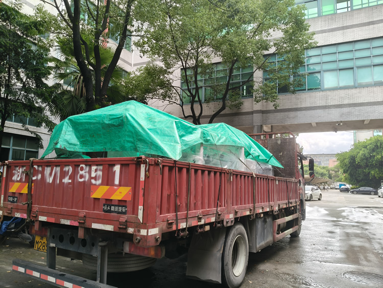 铝箔压纹米兰（中国）发货中